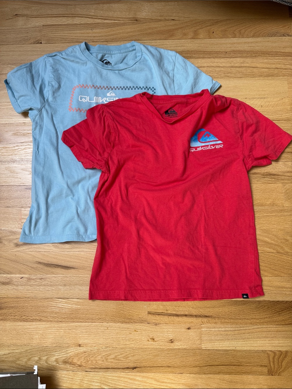 Quiksilver Kids Red/Light Blue Logo Graphic Tee Set